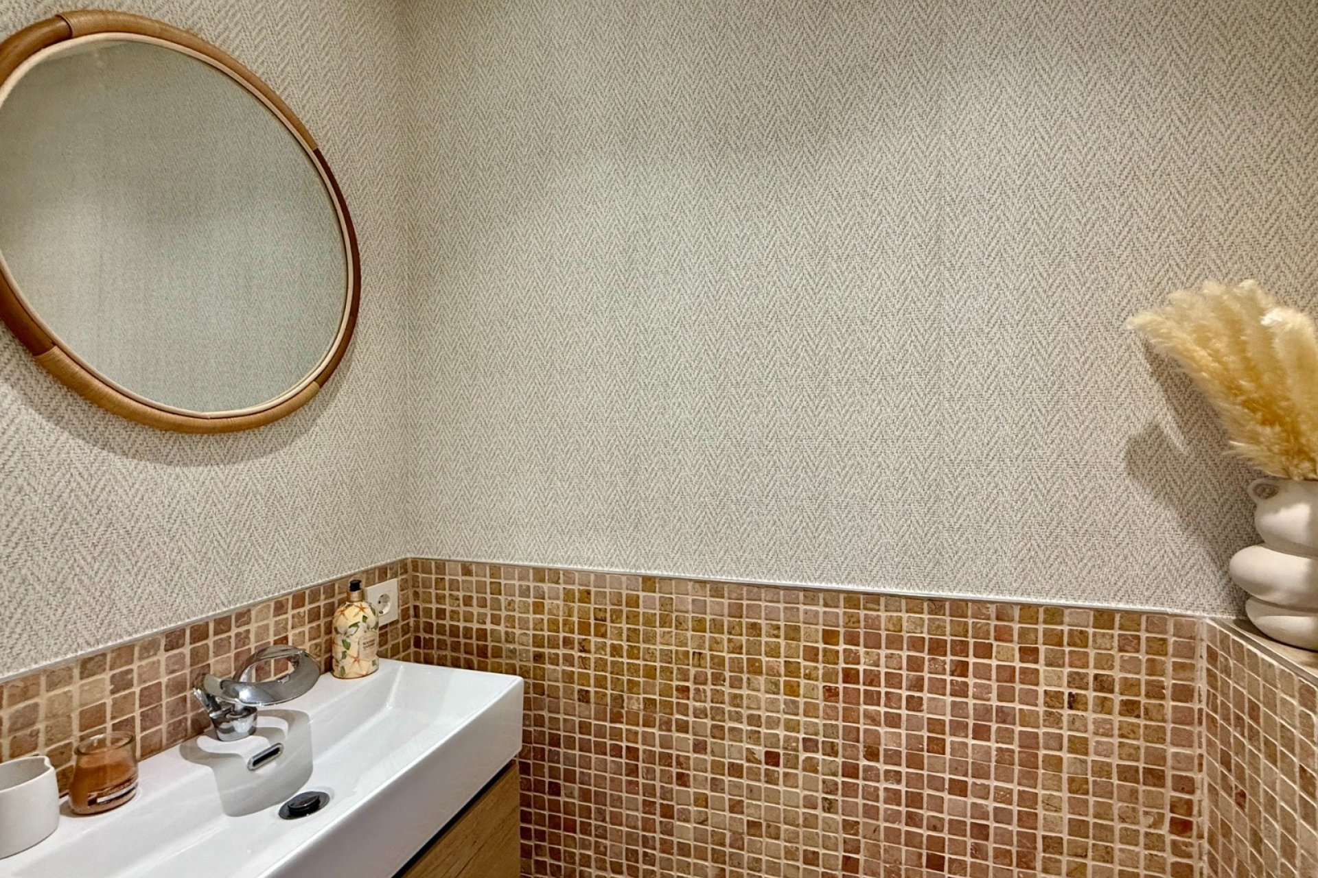 Herverkoop - Apartment -
Benahavis - La Quinta