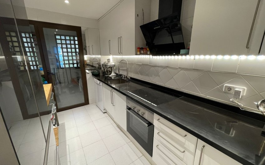 Herverkoop - Apartment -
Benahavis - Los Arqueros