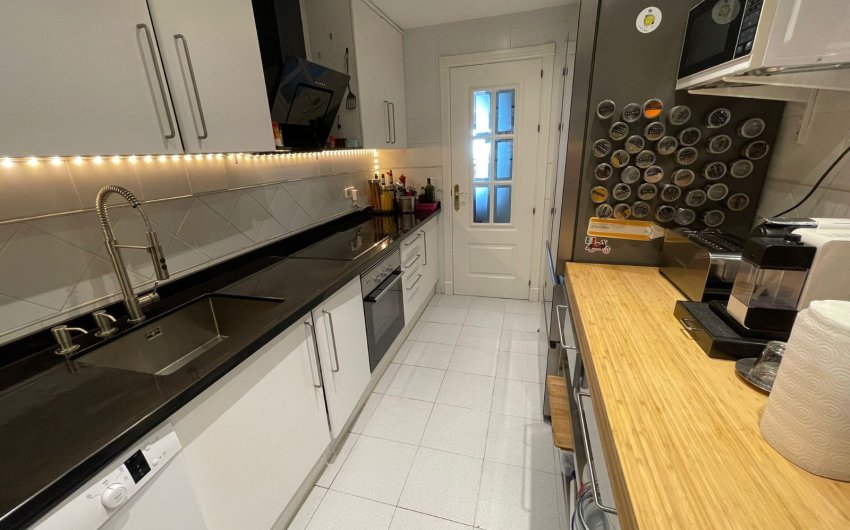 Herverkoop - Apartment -
Benahavis - Los Arqueros