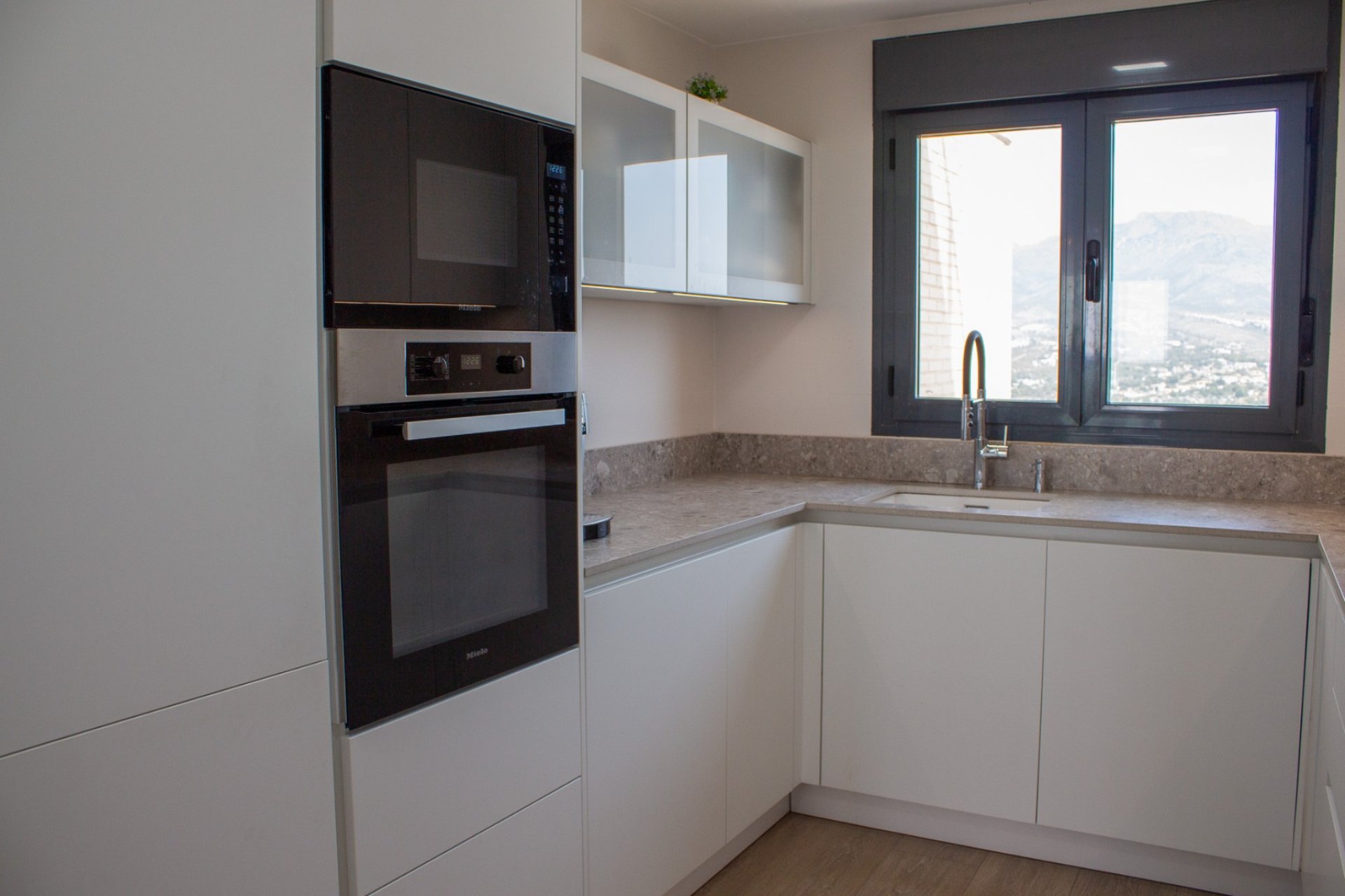 Herverkoop - Apartment -
Benidorm