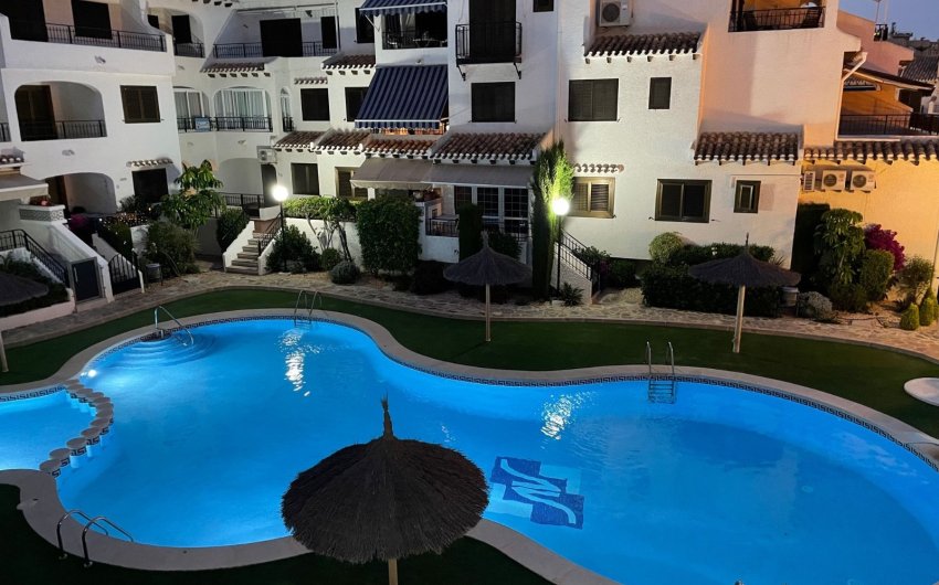 Herverkoop - Apartment -
Cabo Roig - Costa Blanca