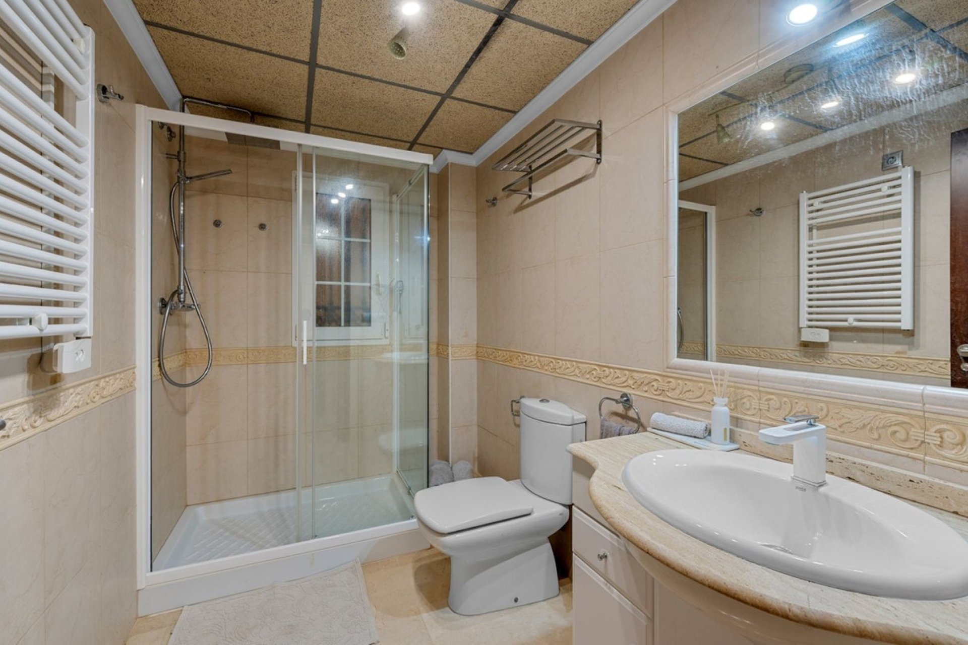 Herverkoop - Apartment -
Cabo Roig - Costa Blanca