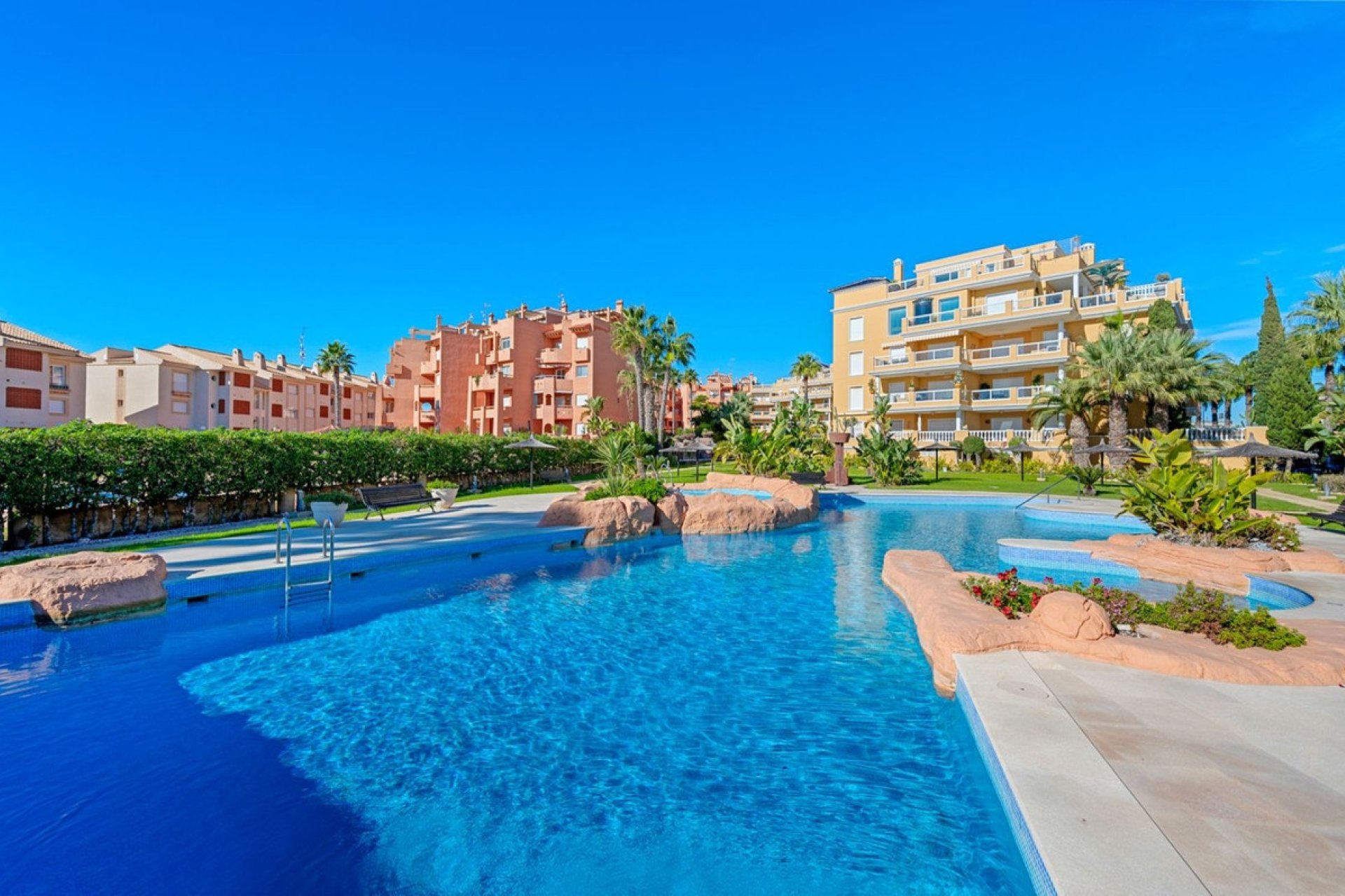 Herverkoop - Apartment -
Cabo Roig - Costa Blanca