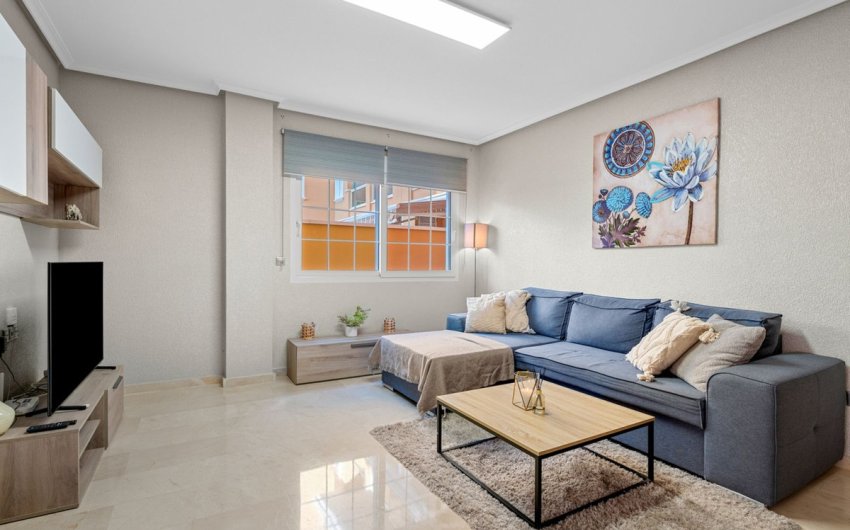 Herverkoop - Apartment -
Cabo Roig - Costa Blanca