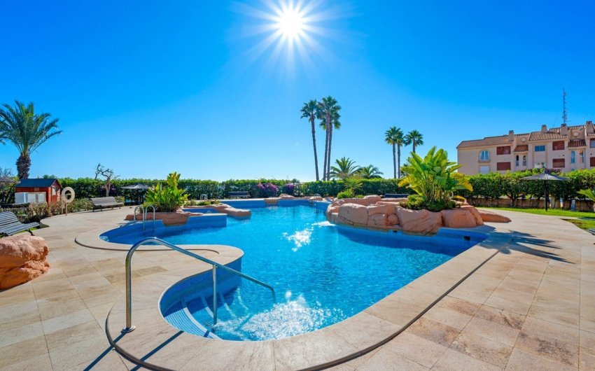 Herverkoop - Apartment -
Cabo Roig - Costa Blanca