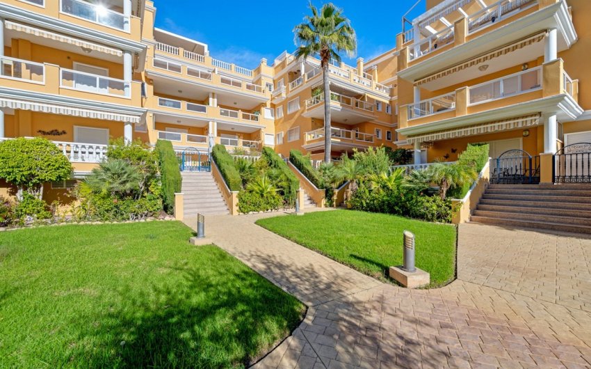 Herverkoop - Apartment -
Cabo Roig - Costa Blanca