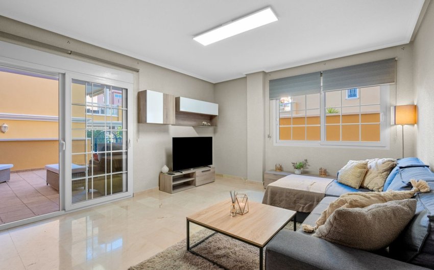 Herverkoop - Apartment -
Cabo Roig - Costa Blanca
