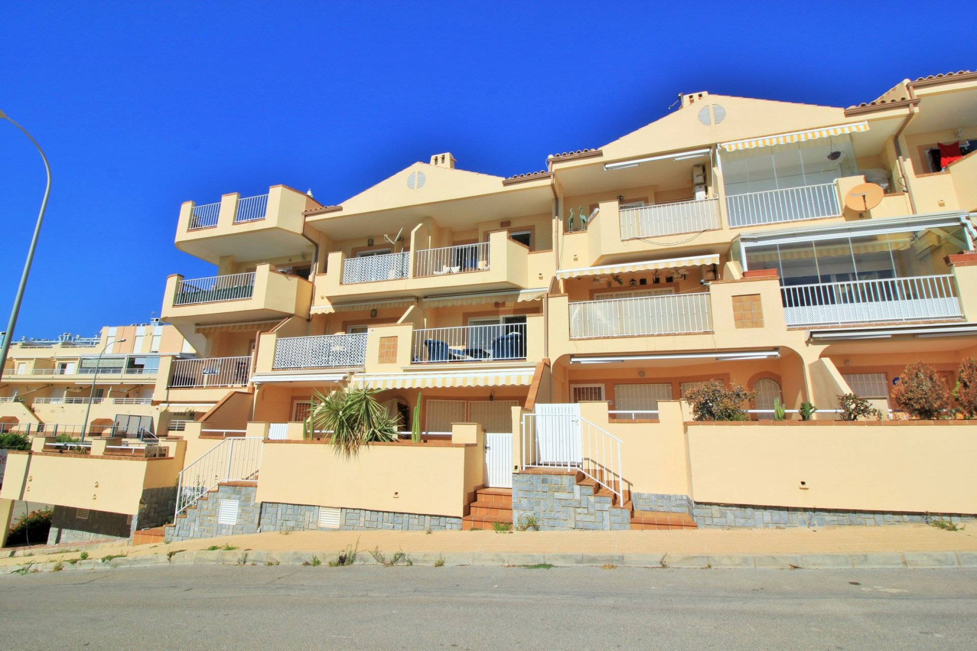 Herverkoop - Apartment -
Cabo Roig