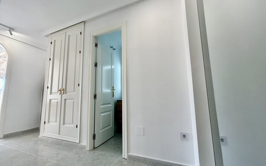 Herverkoop - Apartment -
Campoamor - Costa Blanca