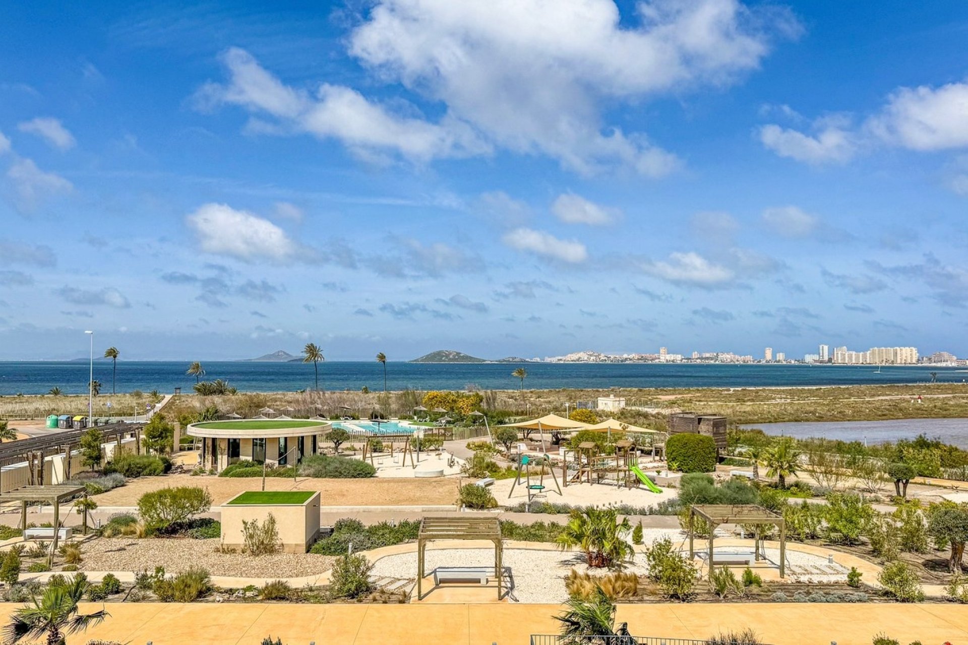 Herverkoop - Apartment -
Cartagena - Playa Honda-Playa Paraíso