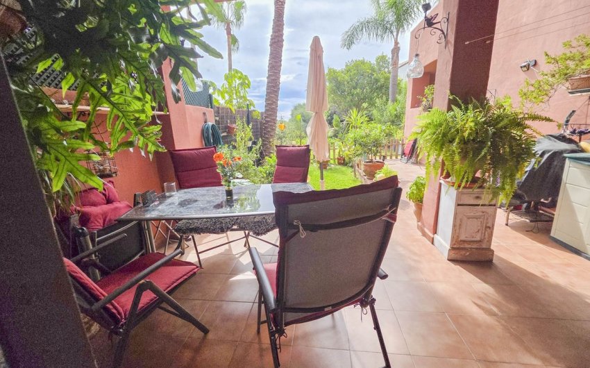 Herverkoop - Apartment -
Casares Playa - Costa del Sol