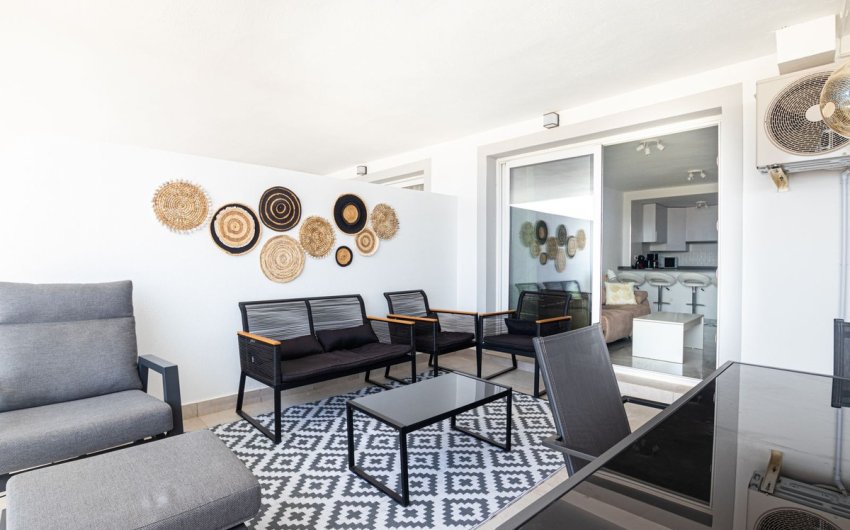 Herverkoop - Apartment -
Doña Julia - Inland