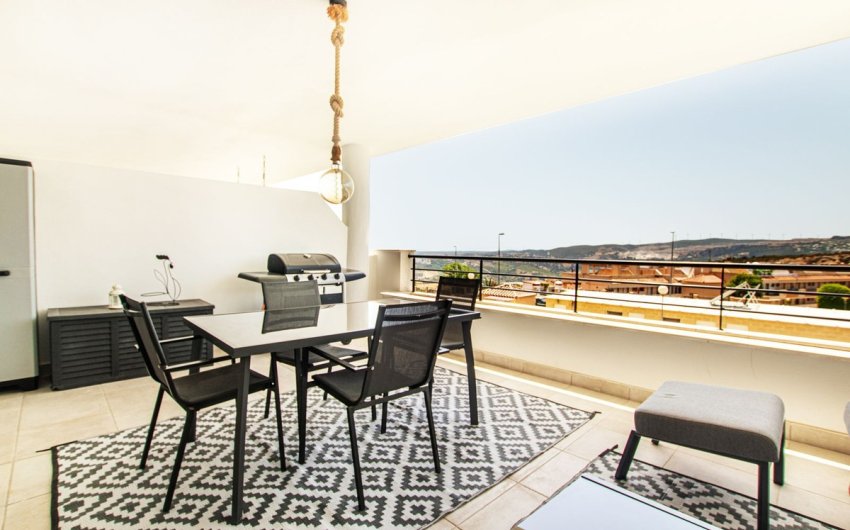 Herverkoop - Apartment -
Doña Julia - Inland