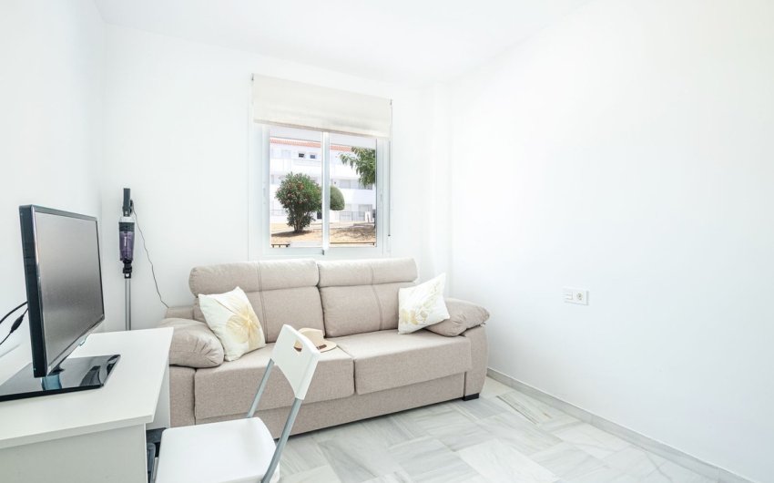 Herverkoop - Apartment -
Doña Julia - Inland