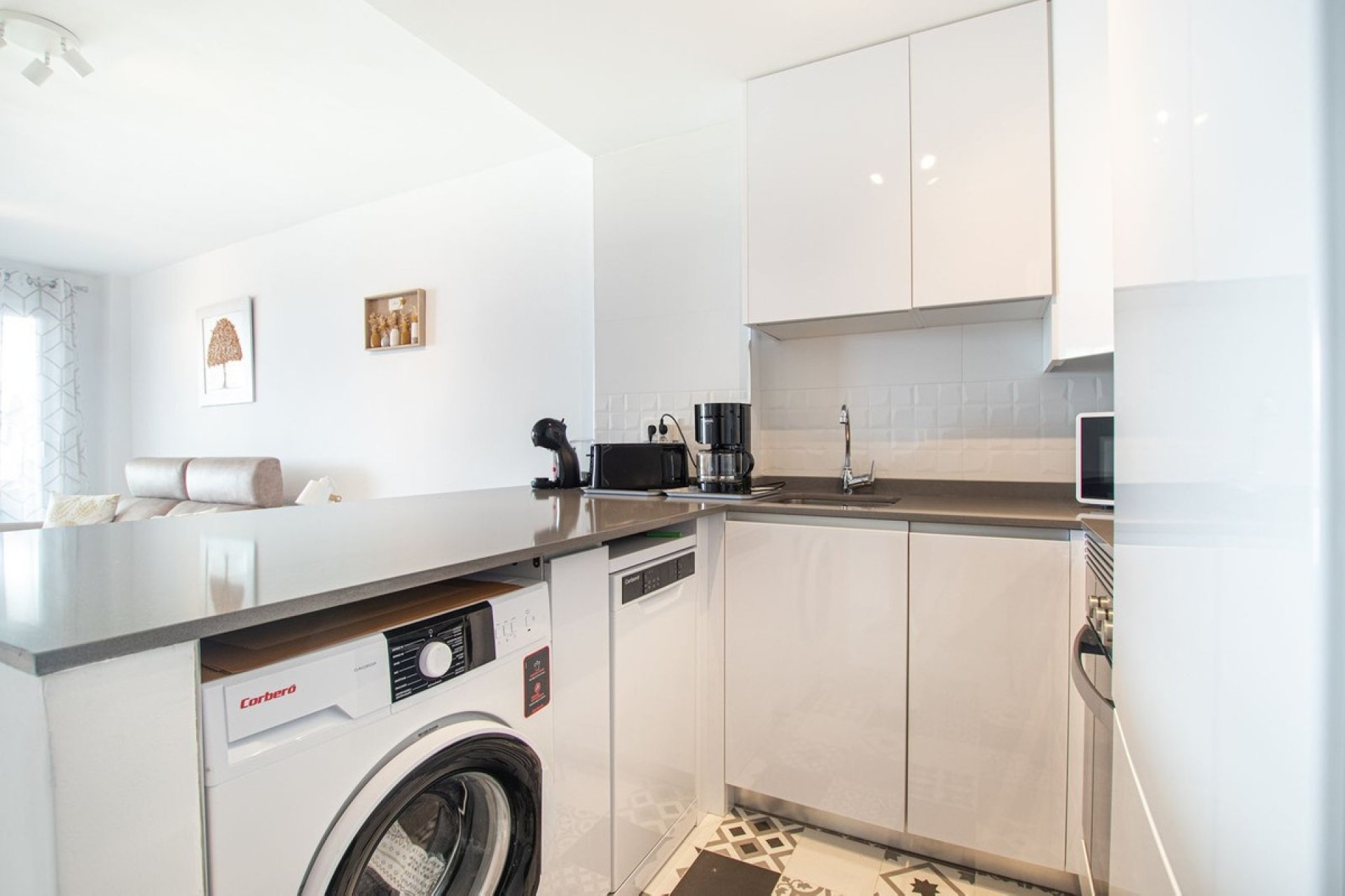 Herverkoop - Apartment -
Doña Julia - Inland