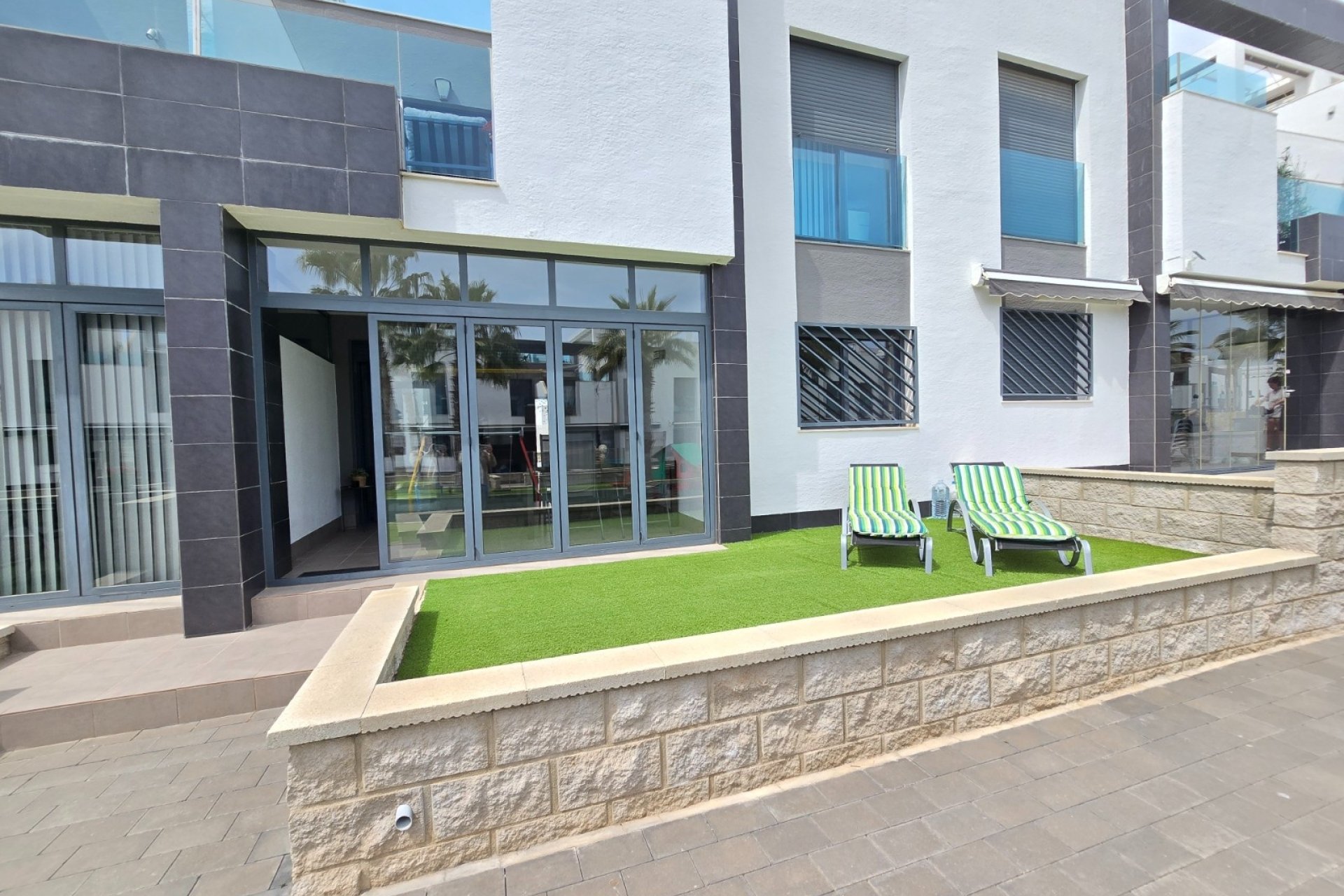 Herverkoop - Apartment / Flat * -
Orihuela Costa * - Punta Prima *