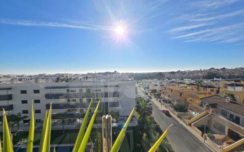Herverkoop - Apartment / Flat * -
Orihuela Costa * - Villamartín *