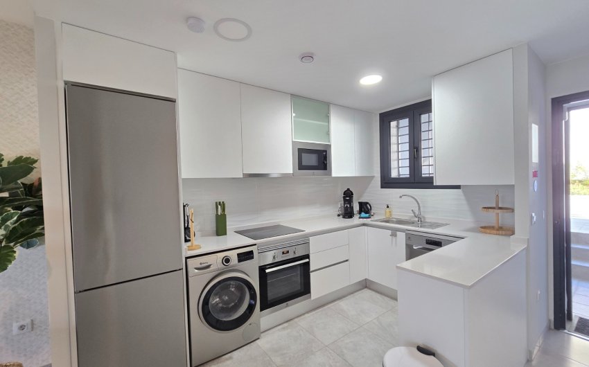 Herverkoop - Apartment / Flat * -
Orihuela Costa * - Villamartín *