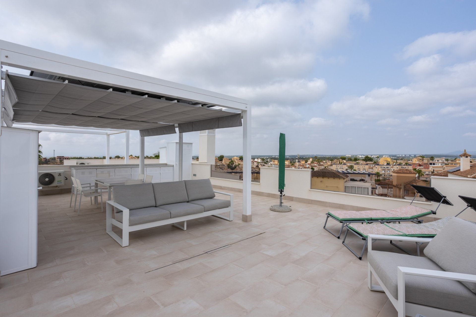 Herverkoop - Apartment Flat -
San Miguel de Salinas - Blue Lagoon