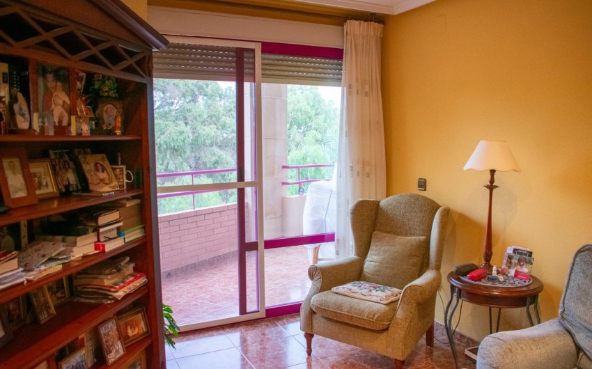 Herverkoop - Apartment -
Guardamar del Segura - Center