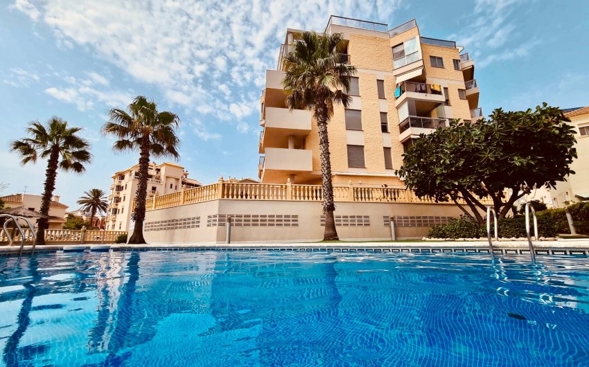 Herverkoop - Apartment -
Guardamar del Segura - El Moncayo