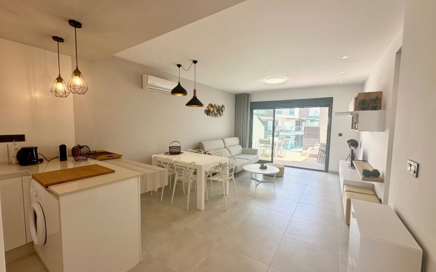 Herverkoop - Apartment -
Guardamar del Segura - El Raso