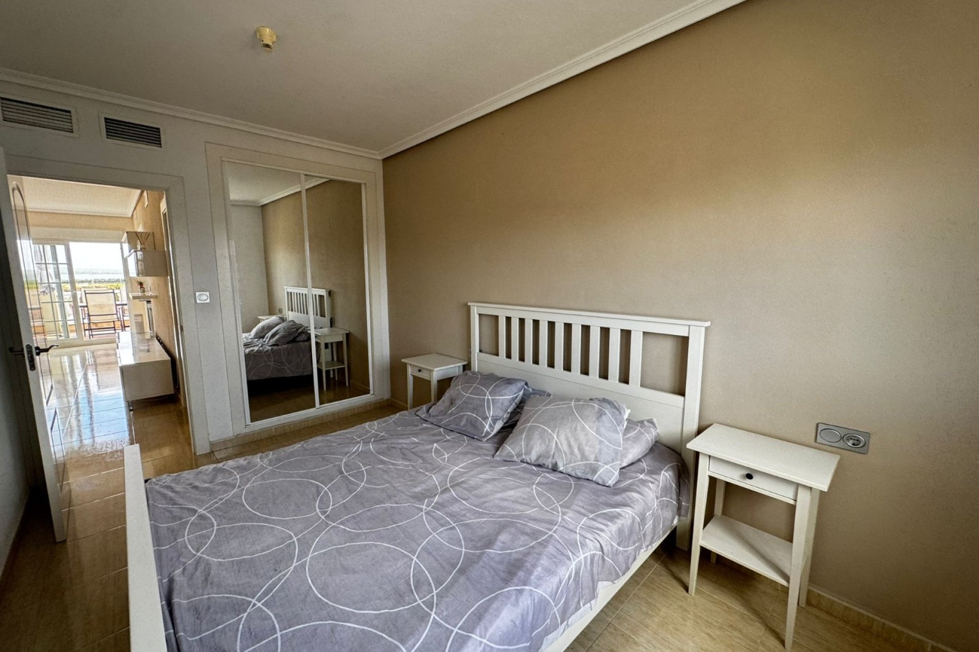 Herverkoop - Apartment -
Guardamar del Segura - El Raso