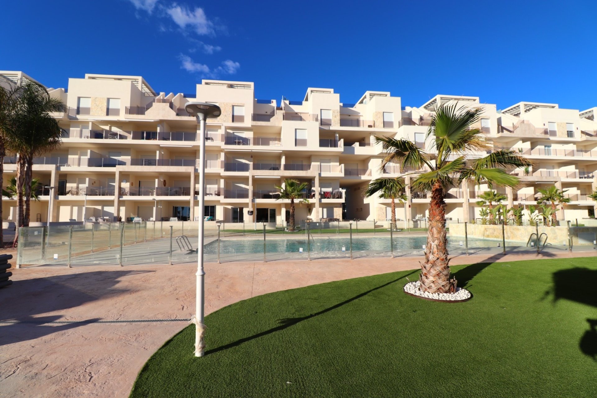 Herverkoop - Apartment -
Guardamar del Segura - El Raso