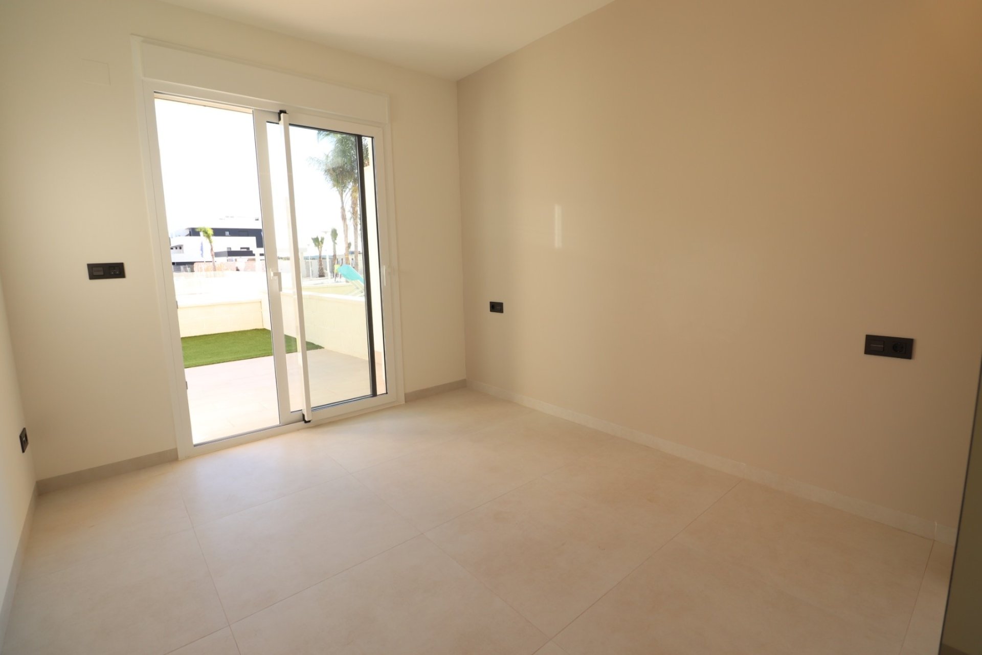 Herverkoop - Apartment -
Guardamar del Segura - El Raso