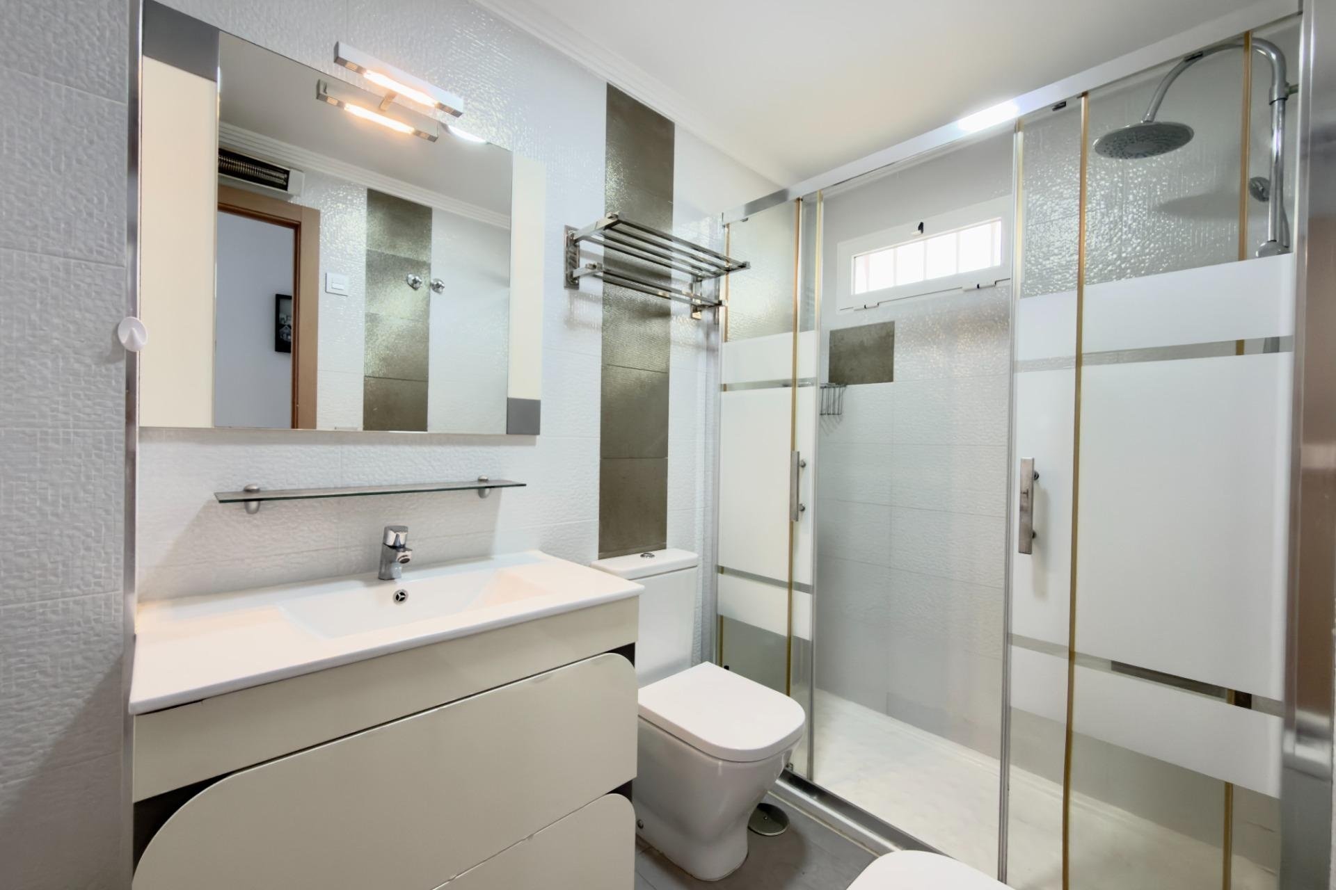 Herverkoop - Apartment -
Guardamar del Segura - Urbanizaciones