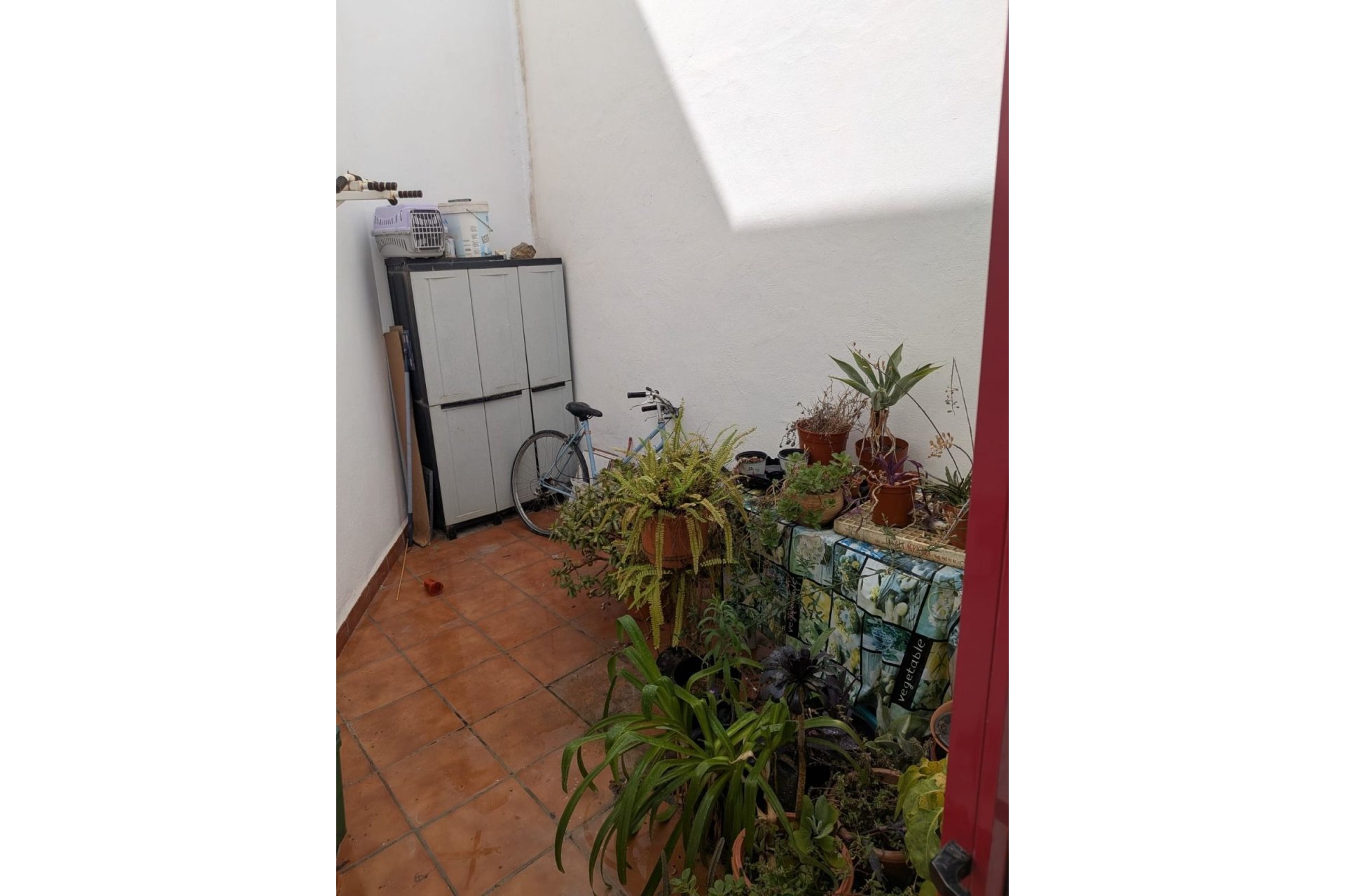 Herverkoop - Apartment -
Jesus Pobre - Inland