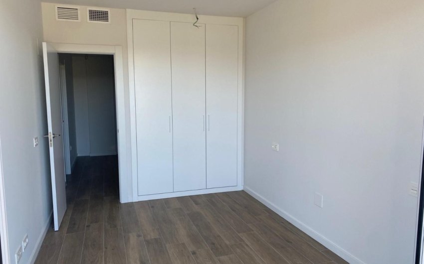 Herverkoop - Apartment -
La Campana - Inland