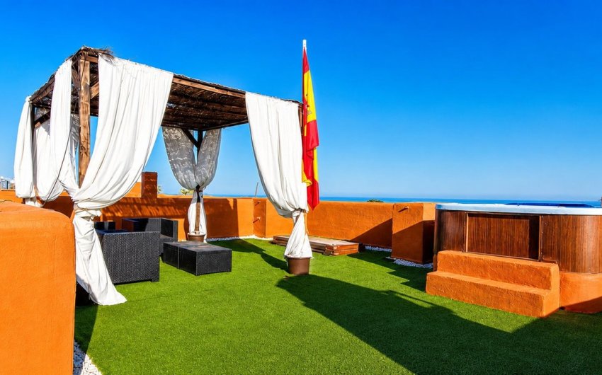 Herverkoop - Apartment -
La Duquesa - Costa del Sol
