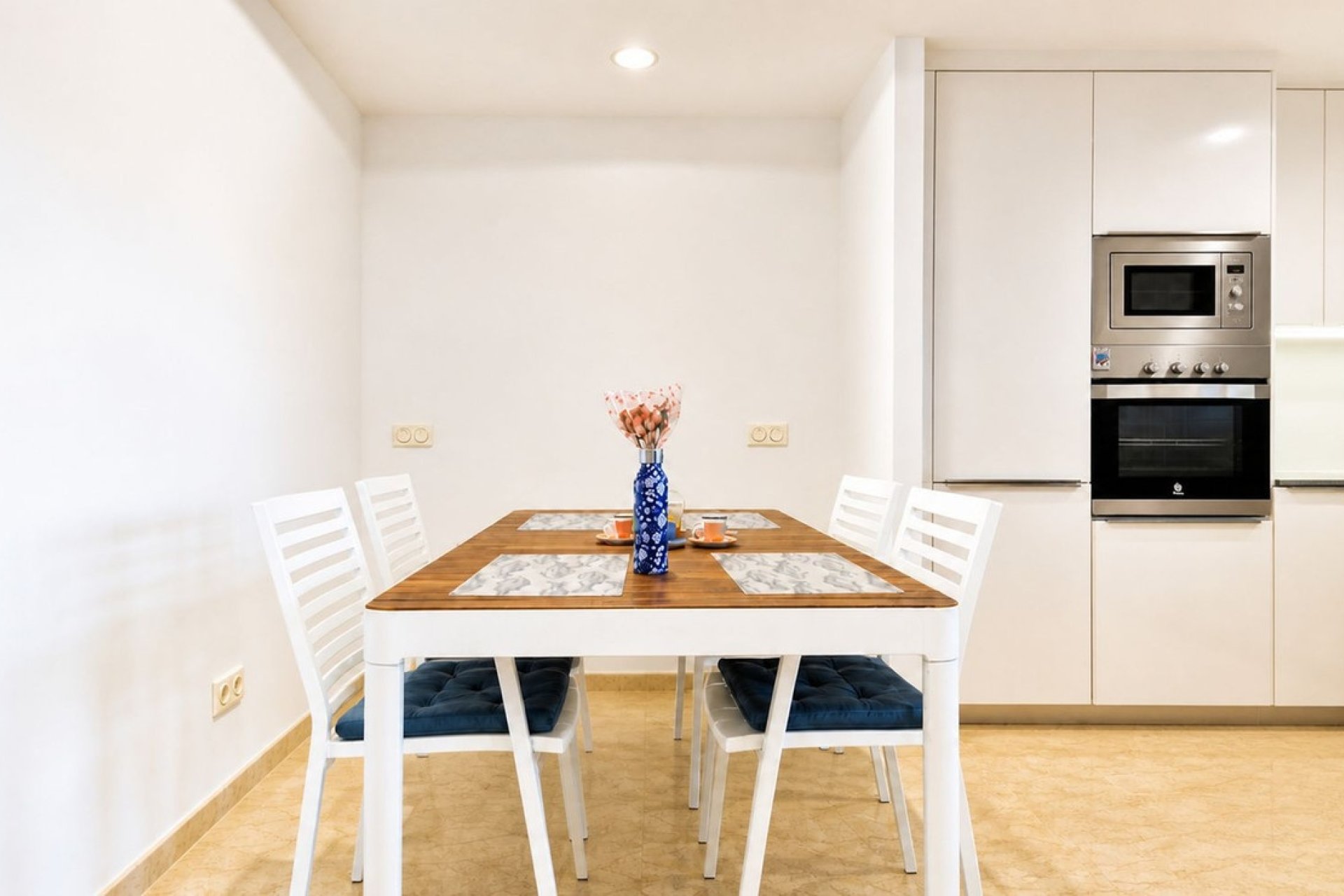Herverkoop - Apartment -
La Duquesa - Costa del Sol