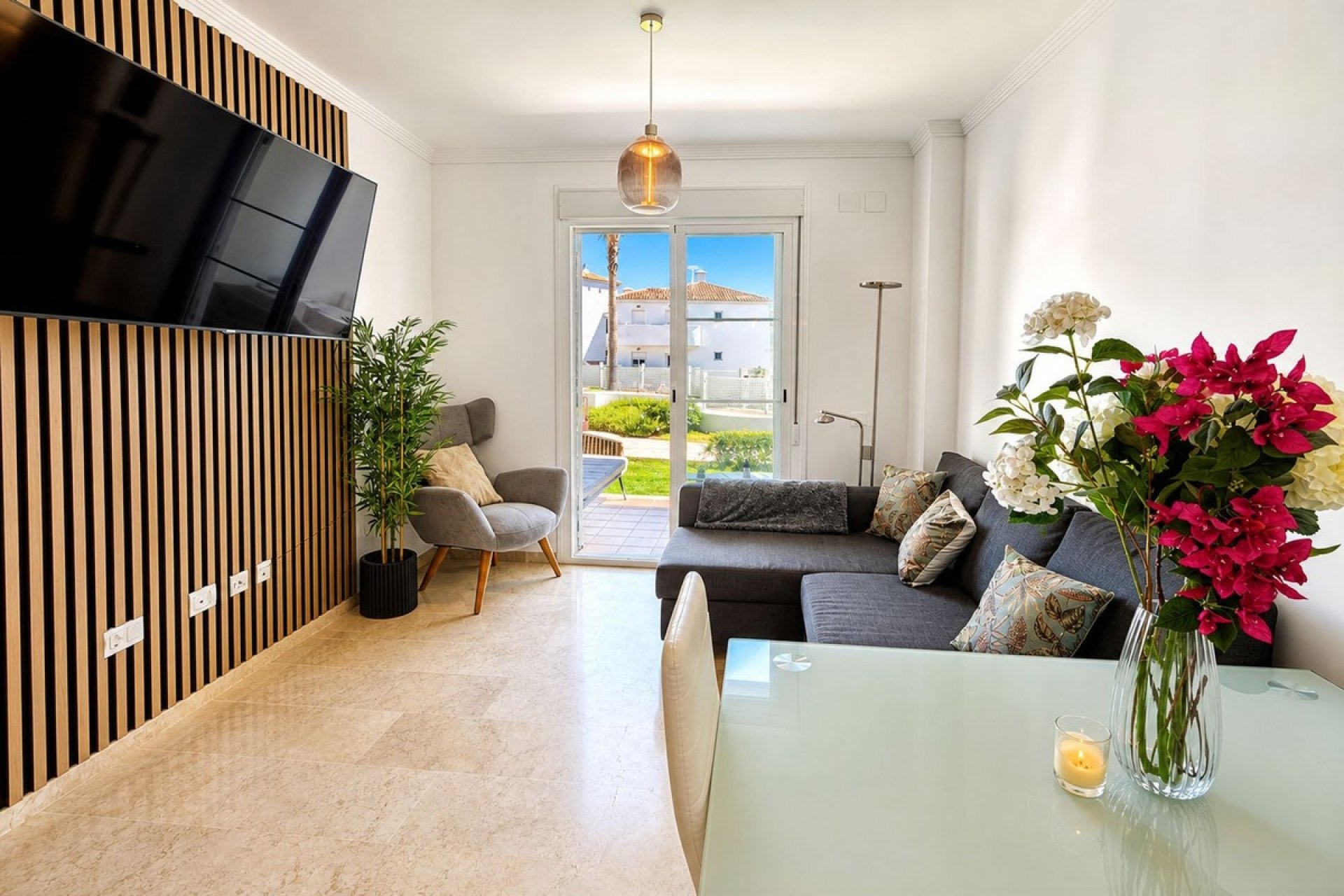 Herverkoop - Apartment -
La Duquesa - Costa del Sol