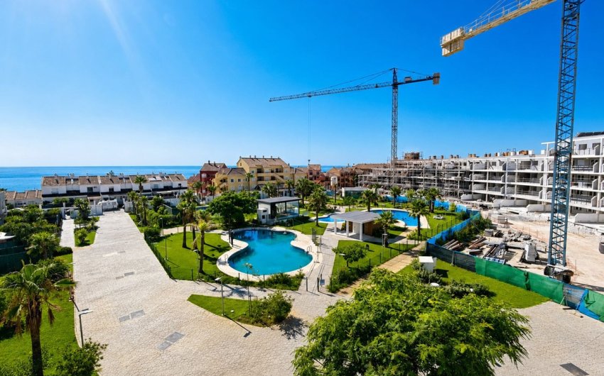 Herverkoop - Apartment -
La Duquesa - Costa del Sol