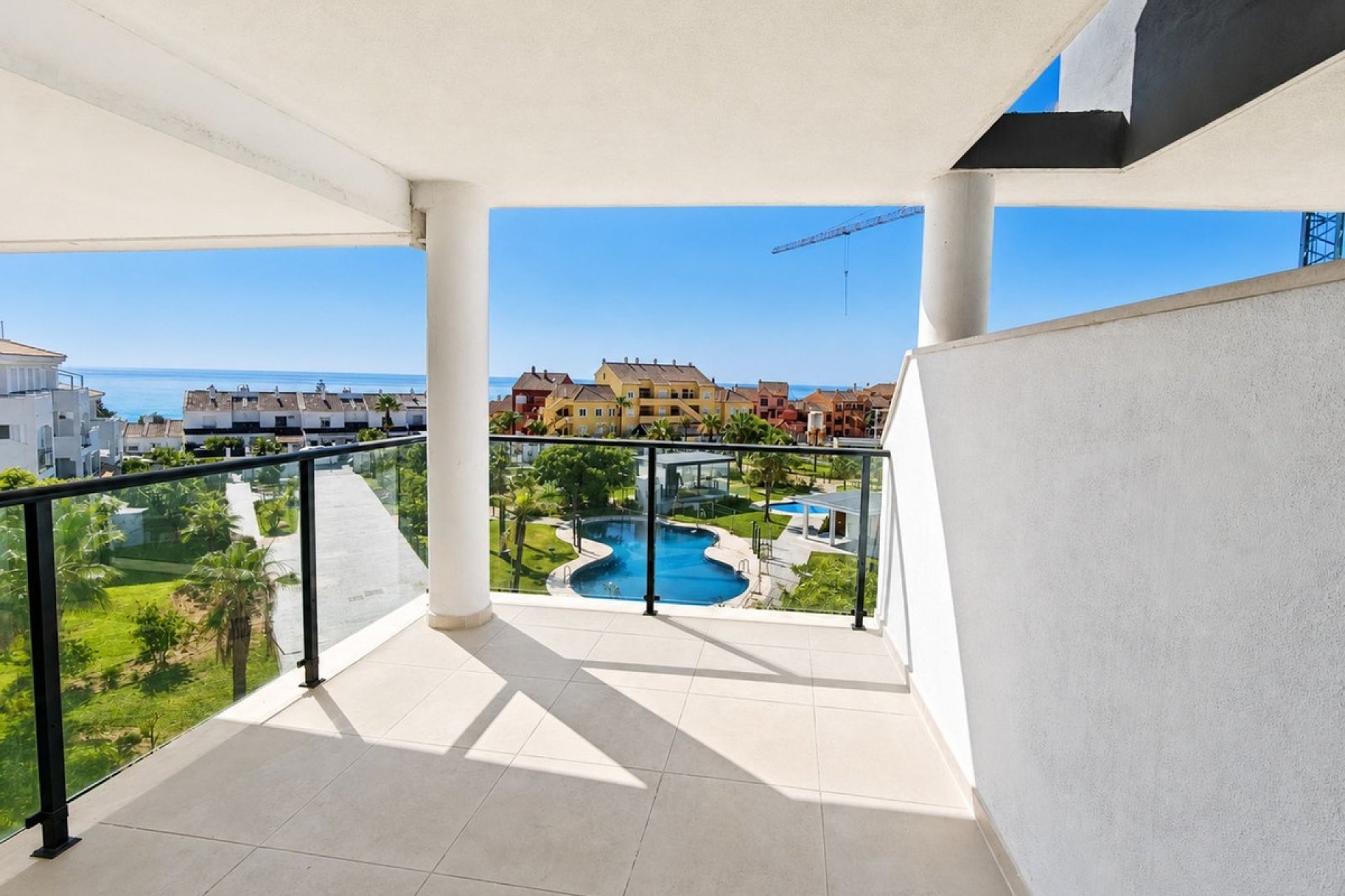 Herverkoop - Apartment -
La Duquesa - Costa del Sol