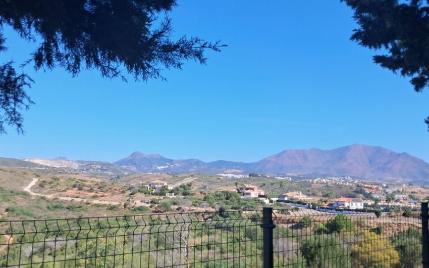 Herverkoop - Apartment -
La Duquesa - Costa del Sol