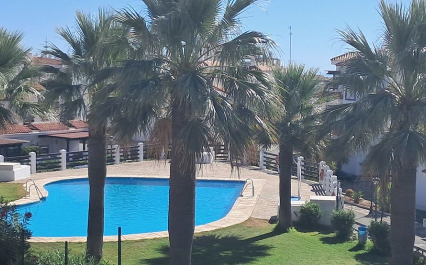 Herverkoop - Apartment -
La Duquesa - Costa del Sol