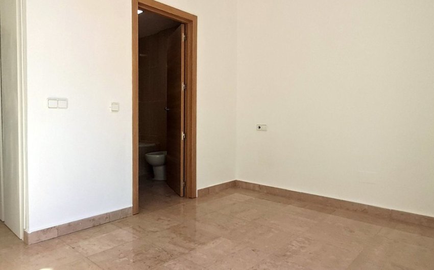 Herverkoop - Apartment -
La Duquesa - Costa del Sol