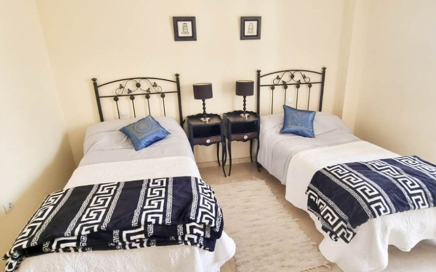 Herverkoop - Apartment -
La Duquesa - Costa del Sol