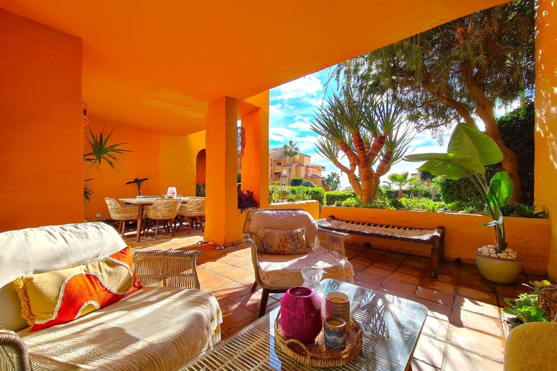 Herverkoop - Apartment -
La Duquesa - Costa del Sol