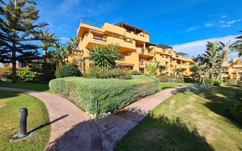 Herverkoop - Apartment -
La Duquesa - Costa del Sol