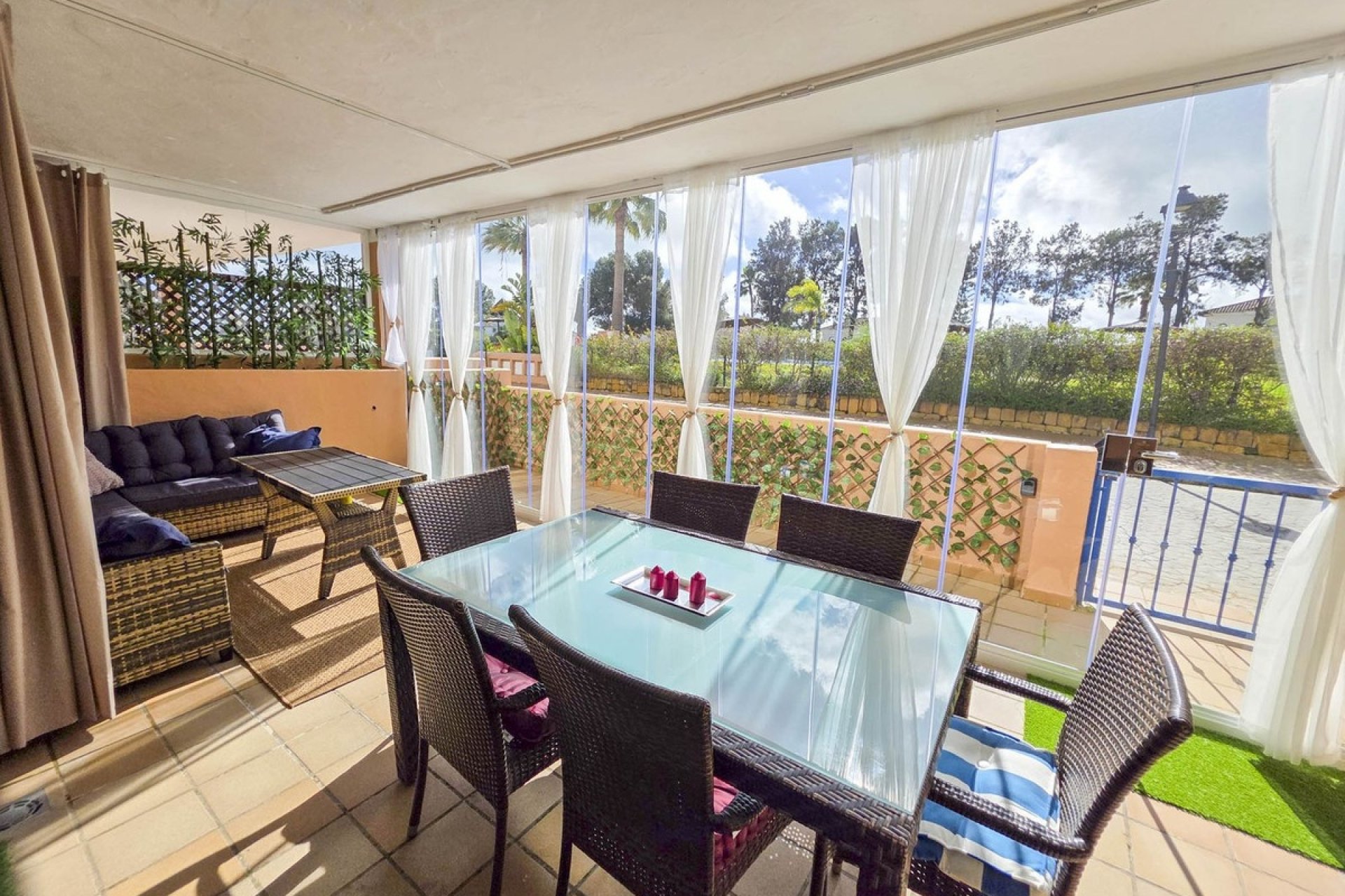 Herverkoop - Apartment -
La Duquesa - Costa del Sol