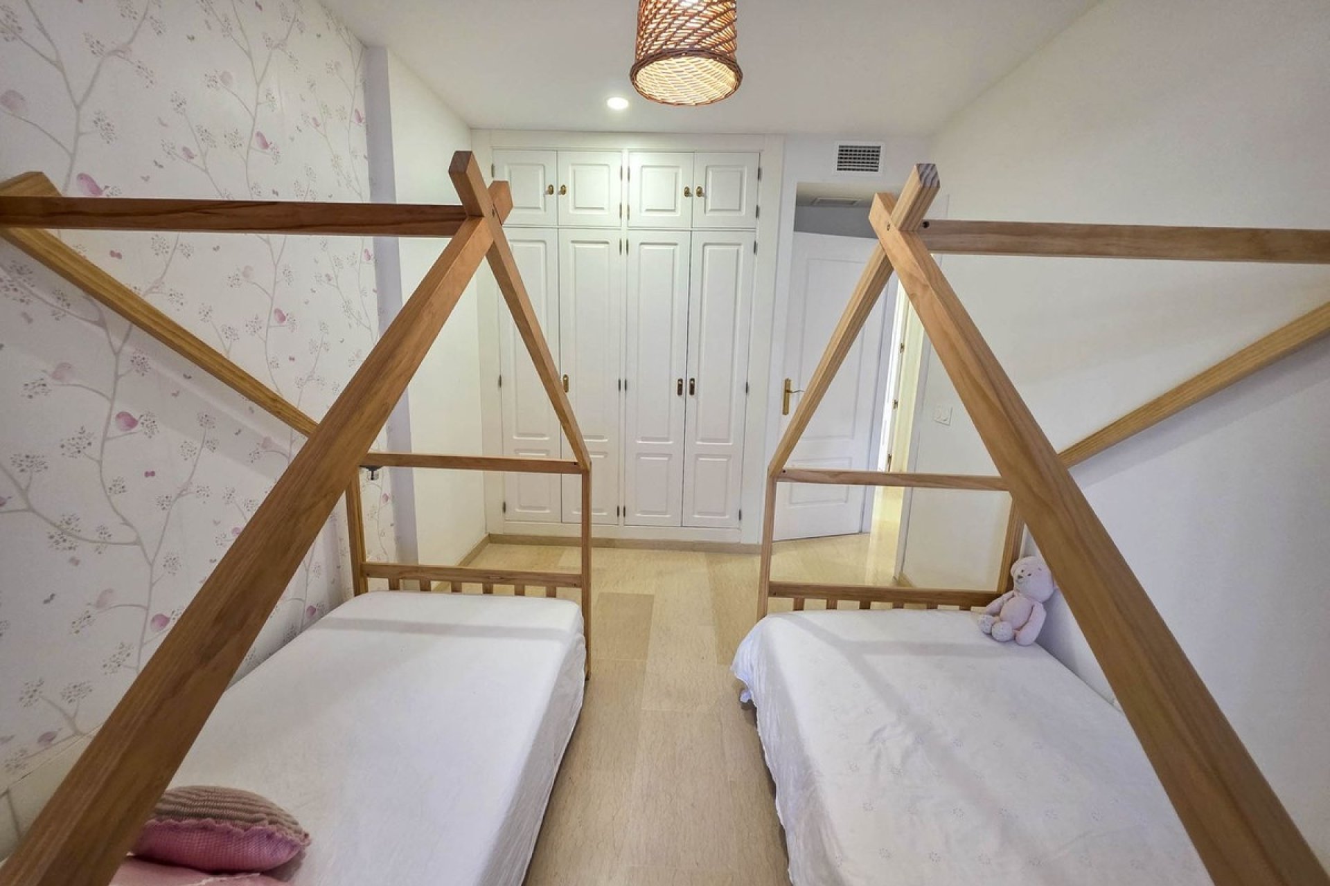 Herverkoop - Apartment -
La Duquesa - Costa del Sol