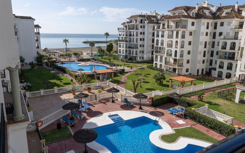 Herverkoop - Apartment -
La Duquesa - Costa del Sol