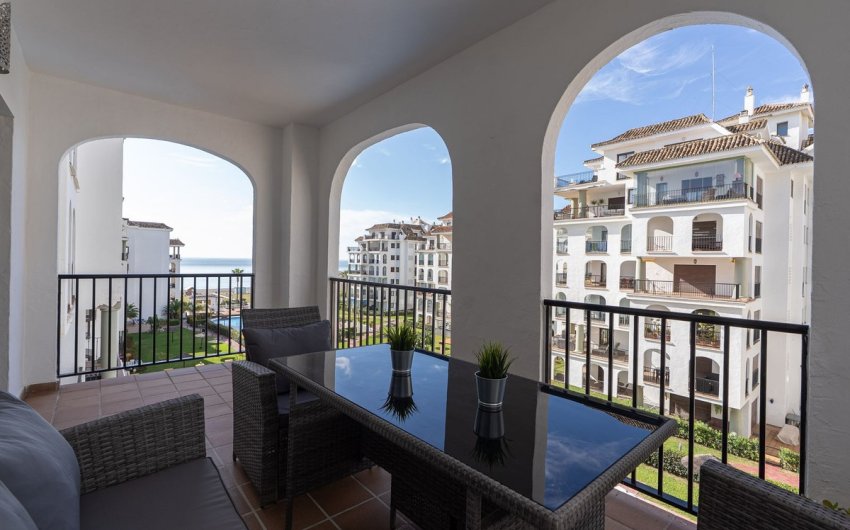 Herverkoop - Apartment -
La Duquesa - Costa del Sol
