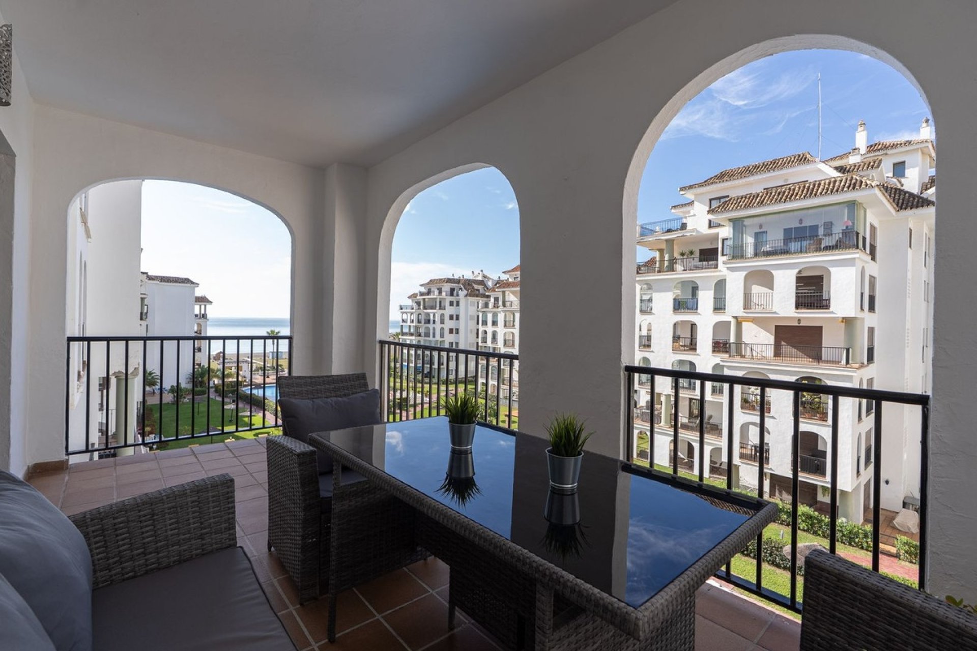 Herverkoop - Apartment -
La Duquesa - Costa del Sol