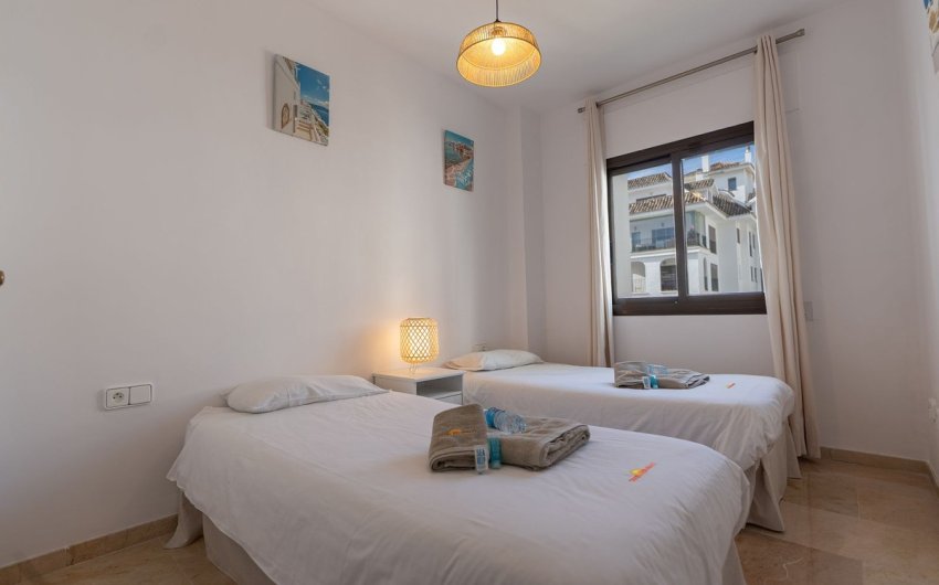 Herverkoop - Apartment -
La Duquesa - Costa del Sol