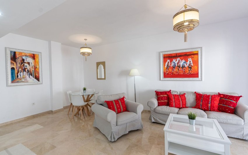 Herverkoop - Apartment -
La Duquesa - Costa del Sol